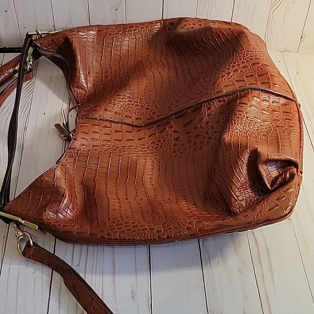 Gili Leather Hobo Bag